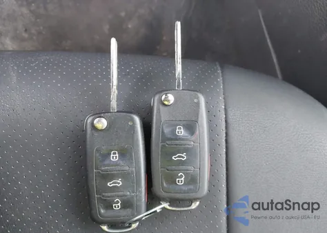 2011 Volkswagen Jetta 2.5L Se z USA, uszkodzony, nr VIN 3VWBZ7AJ2BM326524